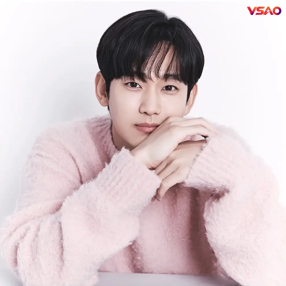 Kim Soo-hyun là ai?