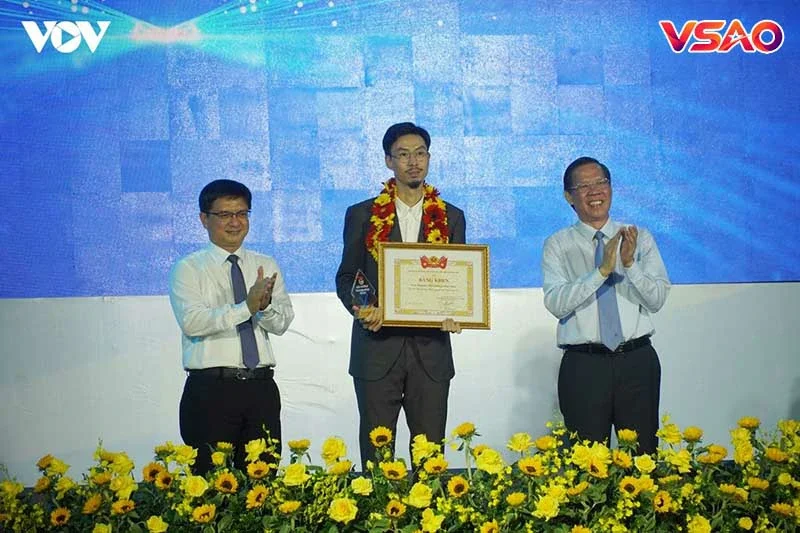 Tiểu sử ca sĩ Đen Vâu: hồ sơ và từ rap underground đến nghệ sĩ đại chúng