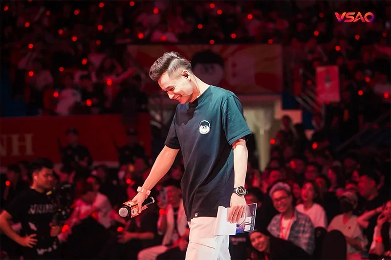 Song hành cùng sự nổi tiếng là những lùm xùm không đáng có của nam streamer người Tày