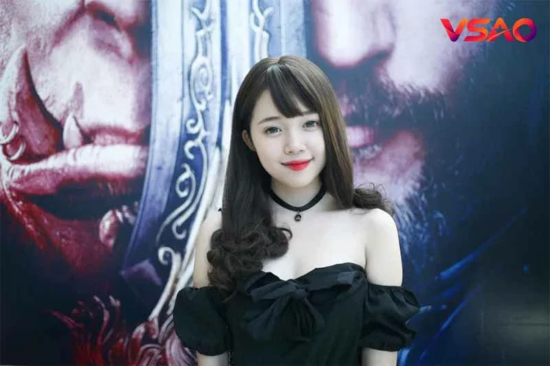 Linh Ngọc Đàm: hồ sơ, sự nghiệp và các nền tảng chính thức