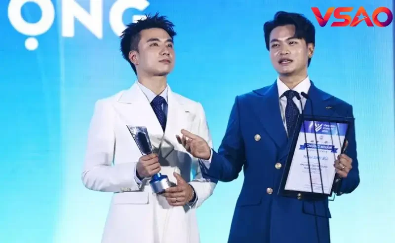 Ninh Anh Bùi tại Vietnam iContent Awards 2024