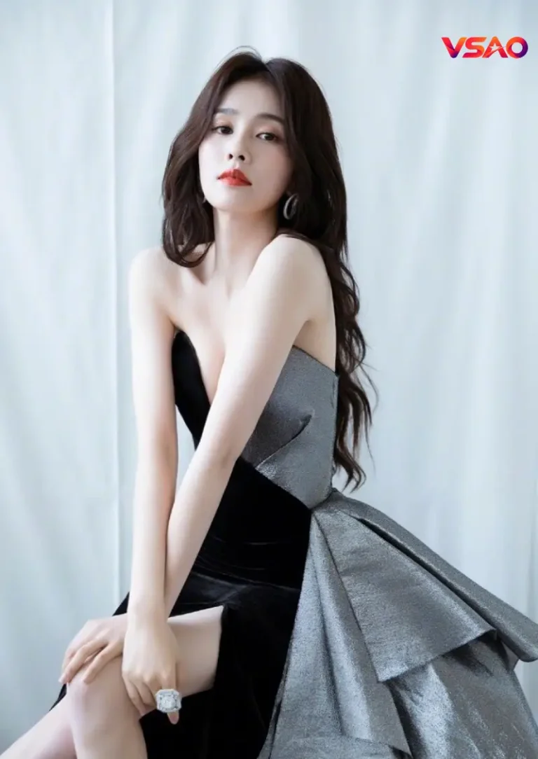 Bạch Lộc là ai?