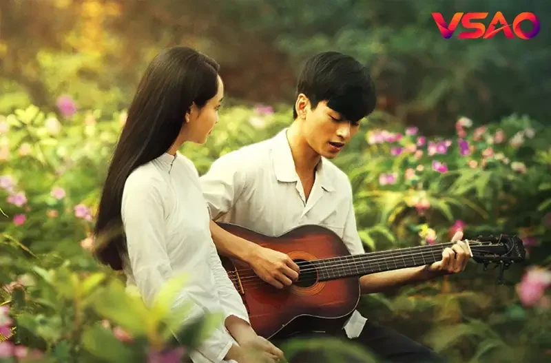 Một tác phẩm văn học thành công thường bị đặt nhiều so sánh khi đem lên màn ảnh lớn